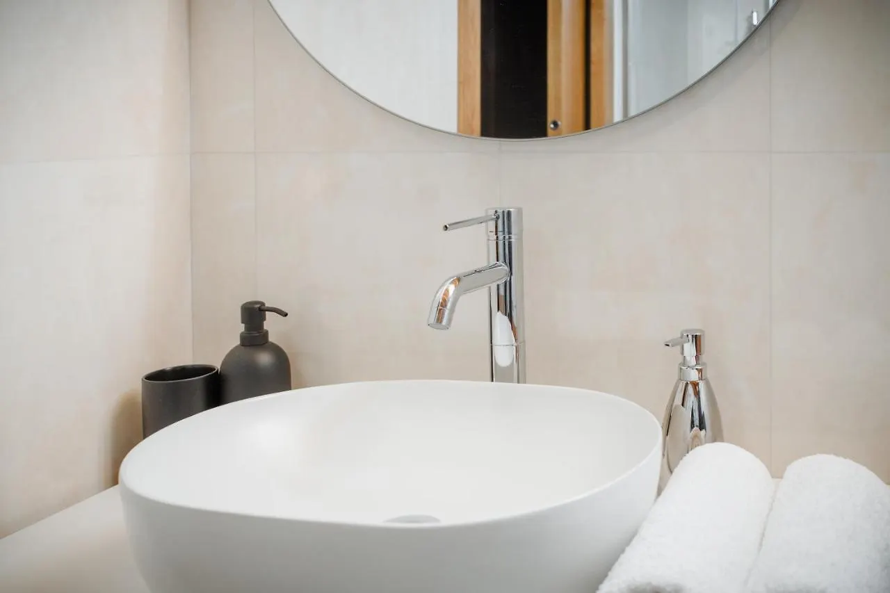 Elbi Suites - Countryside Retreat Liedolo