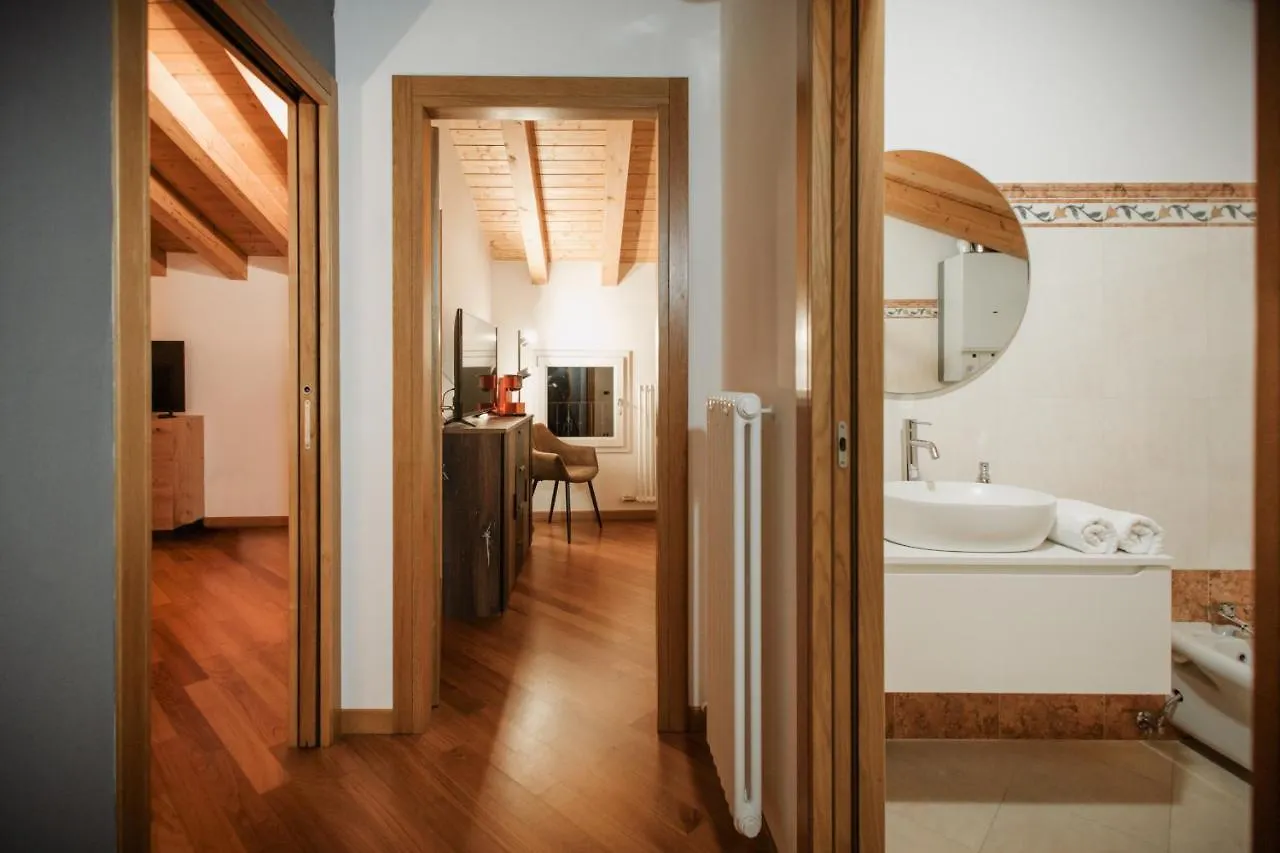 Gasthuis Elbi Suites - Countryside Retreat Liedolo